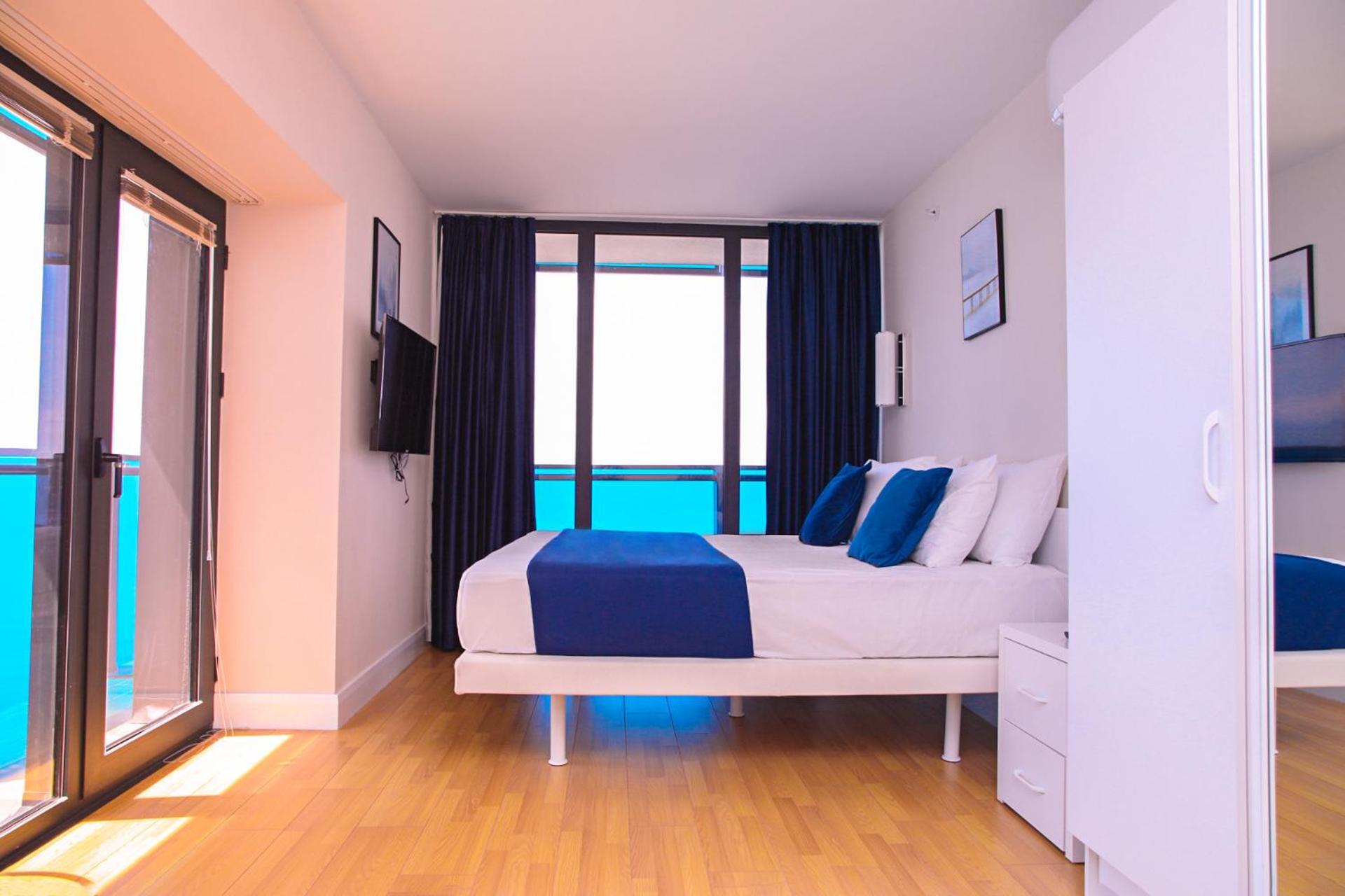 Luxury Beach Front Hotel باتومي المظهر الخارجي الصورة