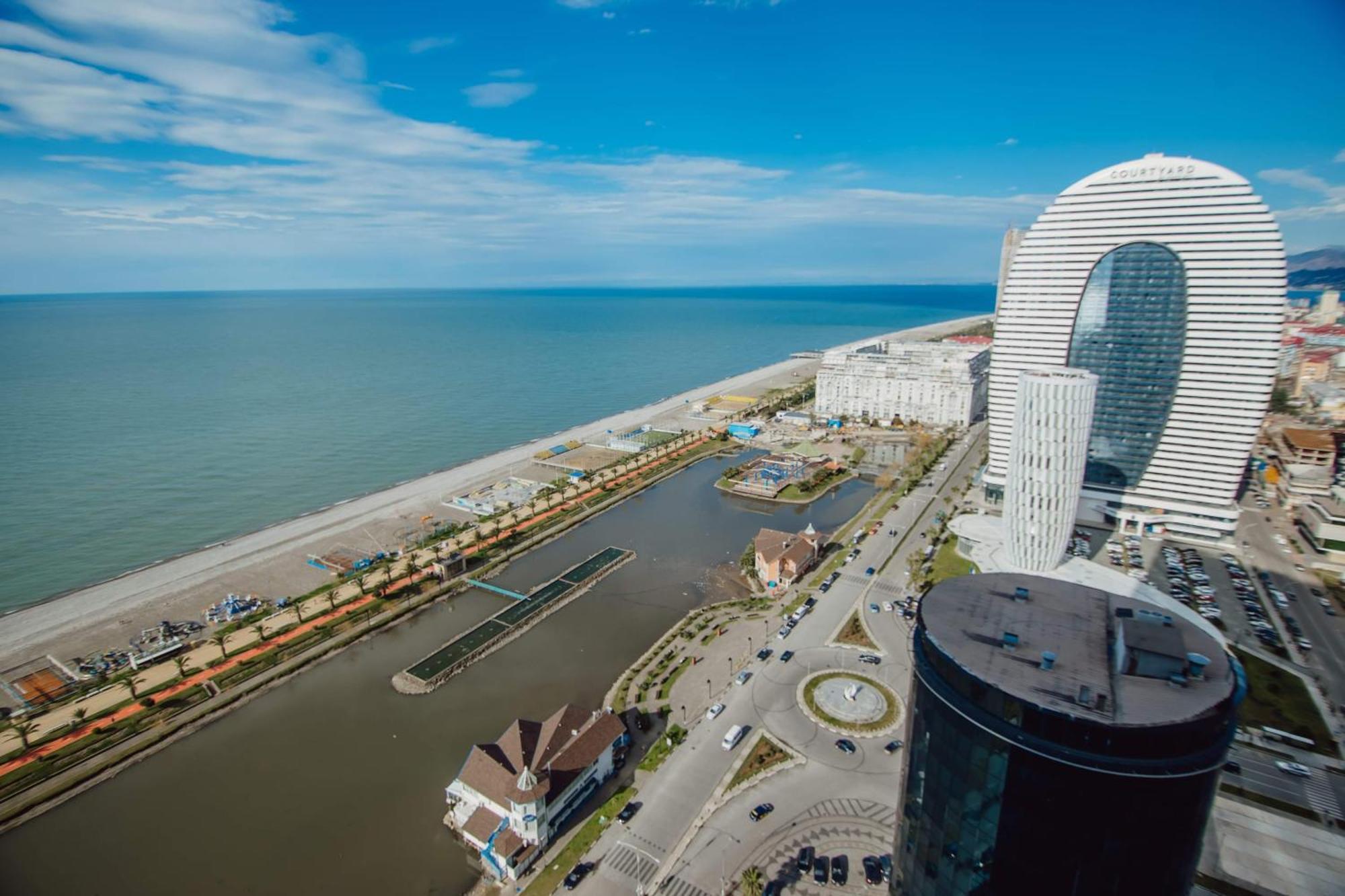 Luxury Beach Front Hotel باتومي المظهر الخارجي الصورة
