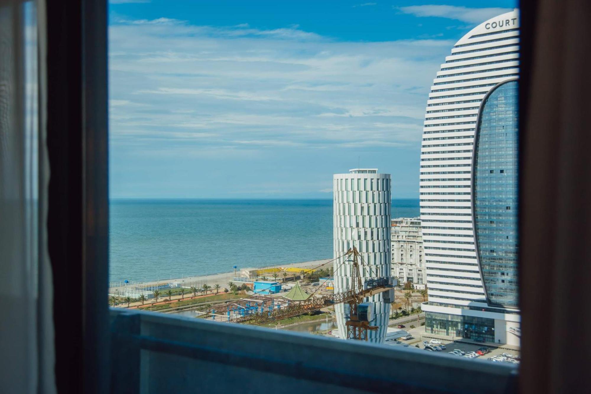 Luxury Beach Front Hotel باتومي المظهر الخارجي الصورة