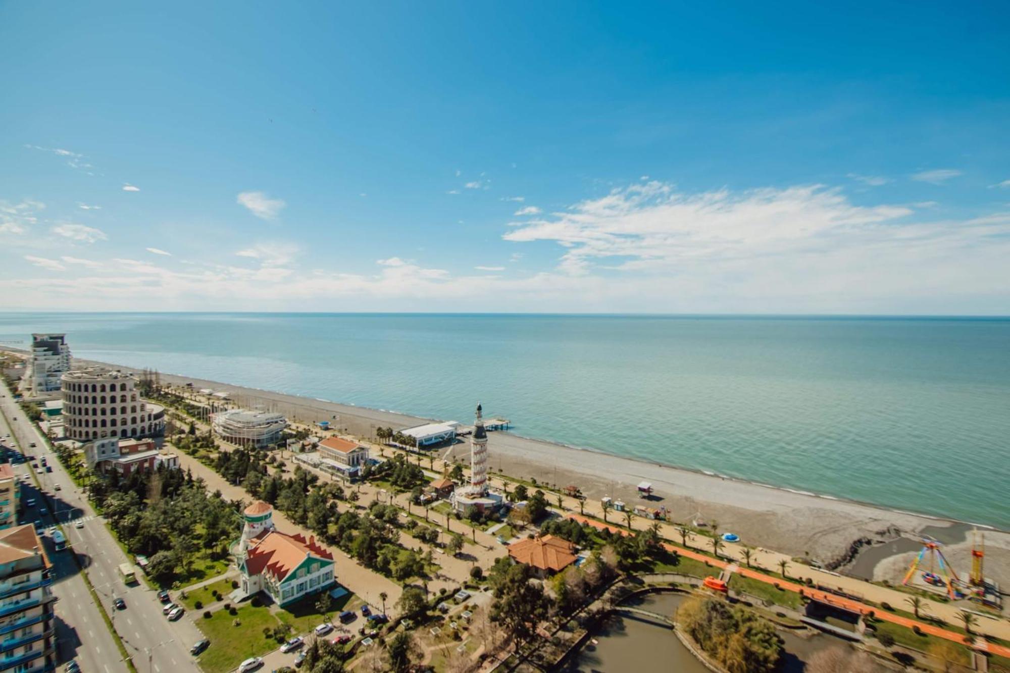 Luxury Beach Front Hotel باتومي المظهر الخارجي الصورة