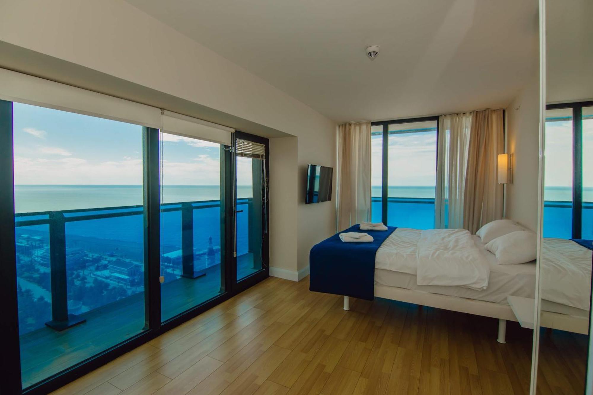 Luxury Beach Front Hotel باتومي المظهر الخارجي الصورة