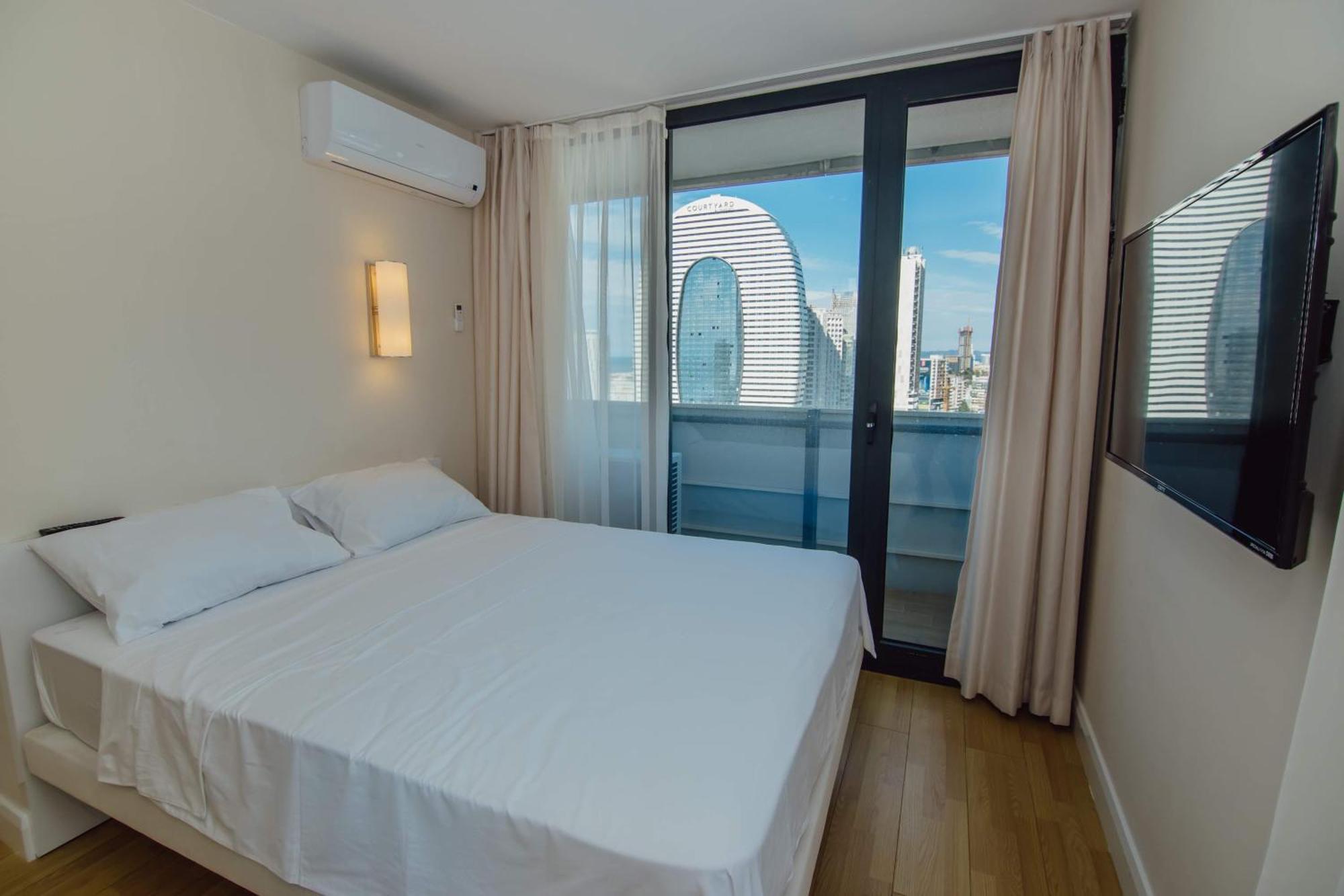 Luxury Beach Front Hotel باتومي المظهر الخارجي الصورة